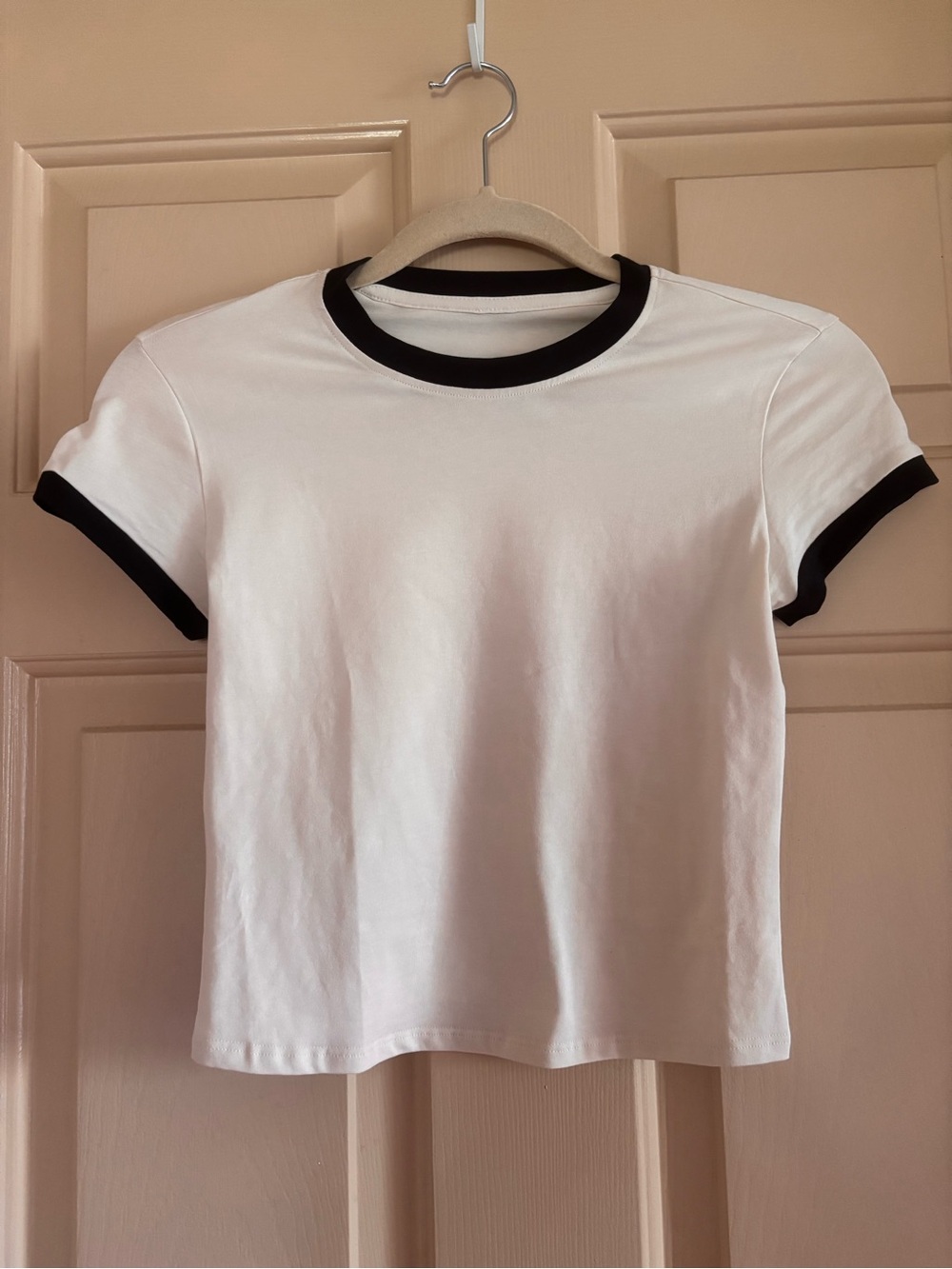 Lululemon Organic Cotton Ringer Tee with Black Trim